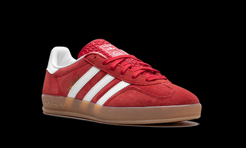 Gazelle Indoor "Better Scarlet"